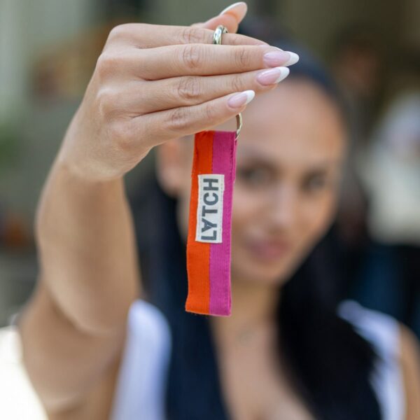 Neon Pop keyholder. - Image 2